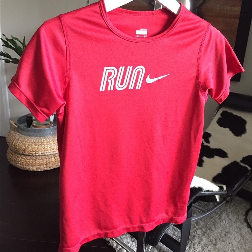 Nike active wear top